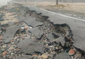 ﻿ ராமேஸ்வரம் அருகே கடல் அலையால் ரோடு சேதம்: ரூ. 66 லட்சம் வீண்