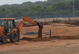 ﻿ செயற்கை புல் தரையுடன் தேனியில் கிரிக்கெட் மைதானம்