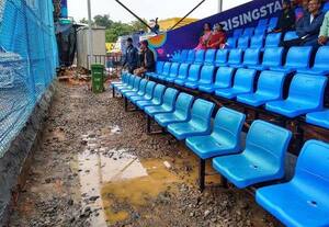 காலியான இருக்கைகளும் காணாமல் போன ரசிகர்களும்; மதுரை மைதானத்தில் ‛'ஹாக்கி பரிதாபங்கள்'