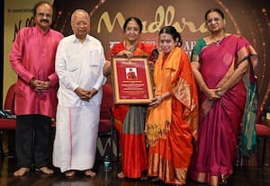 ﻿ வயலின் கலைஞர் கன்யாகுமாரிக்கு விருது