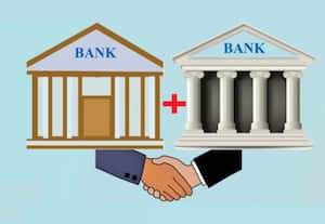 பொதுத்துறை வங்கிகளை 2 ஆண்டுகளில் 12ல் இருந்து நான்காக குறைக்க திட்டம்