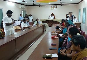 பாதாள சாக்கடை பிரச்னைக்கு தீர்வு இல்லை; நகராட்சி கூட்டத்தில் கவுன்சிலர் வெளிநடப்பு