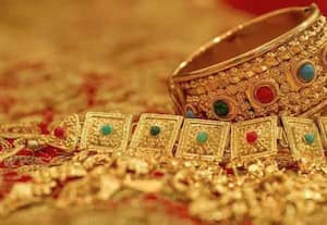 தங்கம் விலை சவரனுக்கு ரூ.240 சரிவு: ஒரு சவரன் ரூ.96,320