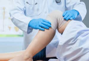 ﻿ பக்தர்களுக்கு இலவச பிசியோதெரபி