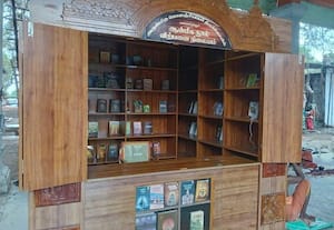 ﻿ கோவில்களில் காட்சிப்பொருளான ஆன்மிக நுால் விற்பனை நிலையங்கள்