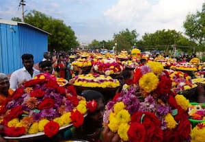 ﻿ கோயில்களில் பூத்திருவிழா