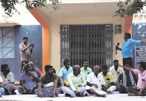 குடிநீர் கேட்டு கிராம மக்கள்; ஊராட்சி அலுவலகத்தை முற்றுகை