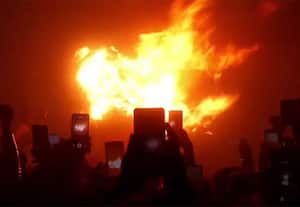 திருவண்ணாமலை அண்ணாமலையார் மலையில் ஏற்றப்பட்டது கார்த்திகை மஹா தீபம்