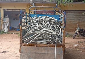 ﻿ தெரு விளக்குகளை கம்பத்தில் பொருத்தும் குழாய்கள் திருட்டு?