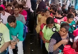 ﻿ வேலைவாய்ப்பு வழங்கக்கோரி பார்வையற்றோர் ஆர்ப்பாட்டம்