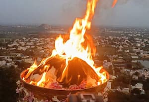 ﻿ மாவட்ட கோயில்களில்  திருக்கார்த்திகை தீப வழிபாடு