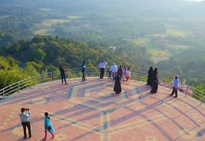 ﻿ இயற்கை அன்னை தாலாட்டும் கூர்க்கில் பார்க்க வேண்டிய இடங்கள் 