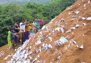 ﻿ மண்ணை மலையாக்கும் கார்த்திகை திருவிழா