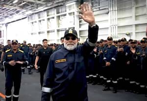 நவீனமயமாதல், தன்னிறைவை நோக்கி முன்னேறும் இந்திய கடற்படை; பிரதமர் மோடி பெருமிதம்