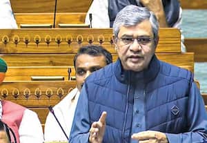 போலிச் செய்திகள் ஜனநாயகத்திற்கு அச்சுறுத்தலாக உள்ளது; மத்திய அமைச்சர் அஸ்வினி வைஷ்ணவ்