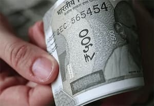 ஊதிய உயர்வு பேச்சுவார்த்தையை உடனடியாக துவங்க வலியுறுத்தல்