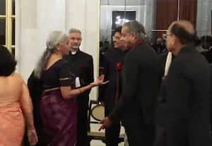 பிரதமர் மோடி, அதிபர் புடின் பங்கேற்ற விருந்தில் சசி தரூர்; அரசியல் விளையாட்டு என்கிறது காங்கிரஸ்