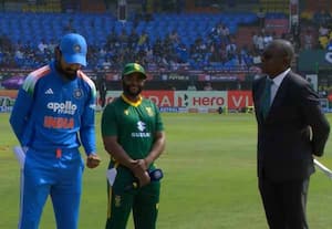 தென்ஆப்ரிக்காவுக்கு எதிரான 3வது ஒருநாள் கிரிக்கெட்;  இந்தியா பந்துவீச்சு தேர்வு