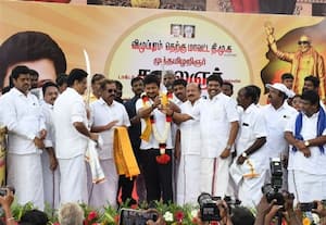 ﻿ விக்கிரவாண்டியில் கருணாநிதி சிலை துணை முதல்வர் உதயநிதி திறந்து வைப்பு