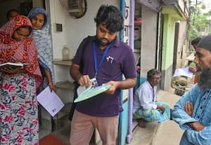 நாட்டில் இதுவே முதல்முறை: எஸ்ஐஆர் படிவத்தில் தவறான தகவல் தந்த குடும்பம் மீது வழக்கு