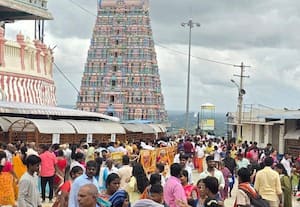 ﻿ திருத்தணி முருகன் கோவிலில் குவிந்த பக்தர்கள்