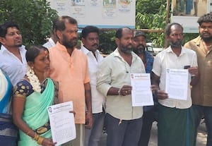 ﻿ திருப்பரங்குன்றம் தீபத்துாணில் தீபமேற்ற மதுரை கலெக்டரிடம் குவியும் மனுக்கள்