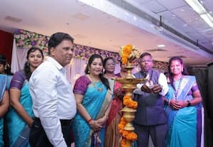 ﻿ செவிலியர் மாணவர்களுக்கான முதலாம் ஆண்டு விளக்கேற்றும் விழா