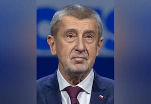 ﻿ செக் குடியரசு பிரதமராக கோடீஸ்வரர் ஆண்ட்ரேஜ் பதவியேற்பு