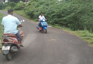 ﻿ சாலைக்காக துார்க்கப்பட்ட கால்வாய் பாலம் அமைக்க எதிர்பார்ப்பு