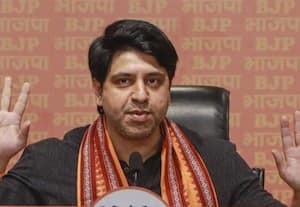 ﻿ பயணங்களின் தலைவர் ராகுல் பா.ஜ., செய்தி தொடர்பாளர் கிண்டல்