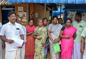 ﻿ கடலில் விழுந்த மீனவரை  மீட்டுத் தரக்கோரி மனு