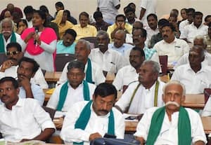 ﻿ பனிக்கனேந்தலில் 220 ஏக்கர் நிலம் ஆக்கிரமிப்பு கலெக்டரிடம் விவசாயிகள் புகார்  