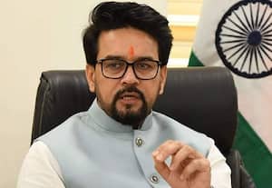 ﻿ லோக்சபாவில் 'இ - சிகரெட்' பிடித்த எம்.பி., : மம்தா கட்சி உறுப்பினர் மீது பா.ஜ., புகார்