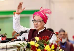 சட்டவிரோதமாக குடியேறுபவர்களை தடுப்பது நமது பொறுப்பு; மத்திய அரசு