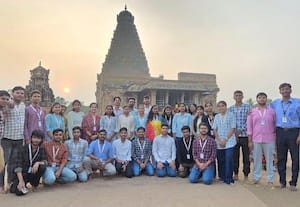 தமிழ் கற்க வந்துள்ள வாரணாசி மாணவர்கள்