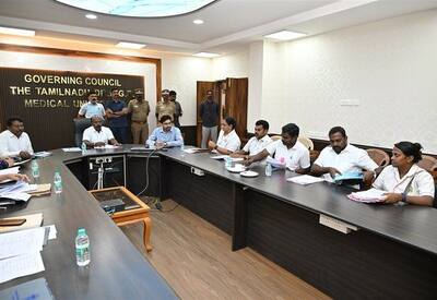  அமைச்சர் அறிவிப்பை ஏற்க மறுத்து செவிலியர்கள் 5வது நாளாக போராட்டம்