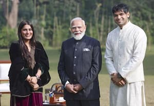 பிரதமர் மோடி-நீரஜ் சோப்ரா சந்திப்பு