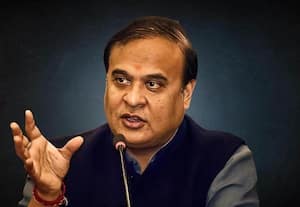 அசாமில் 40% பேர் வங்கதேச வம்சாவளியினர்: முதல்வர் ஹிமந்த பிஸ்வ சர்மா குற்றச்சாட்டு