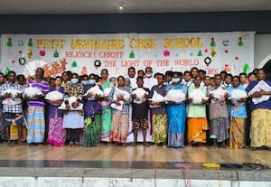  பெத்தி செமினார் பள்ளியில் கிறிஸ்துமஸ் கொண்டாட்டம்