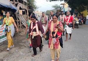  பழநி பாதயாத்திரையில் வெளிநாடு நகரத்தார்