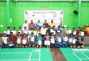  மாவட்ட பேட்மிட்டன் போட்டி 80 அணிகள் பங்கேற்பு