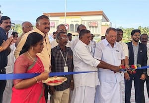  கம்பத்தில் ஆர்.ஜே.எம்.எஸ். பெட்ரோல் பங்க் திறப்பு விழா