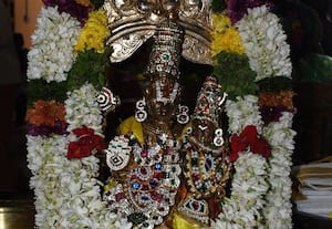 கரிவரதராஜ பெருமாள் கோவிலில் லட்சுமி ஹயக்ரீவர் சிலை பிரதிஷ்டை