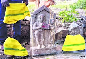 வாழப்பாடியில் பழமையான சதிக்கல் கண்டுபிடிப்பு