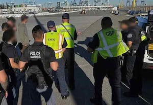   சட்டவிரோதமாக தங்கியிருந்த  இந்தியர்கள் 30 பேர் அமெரிக்காவில் கைது 