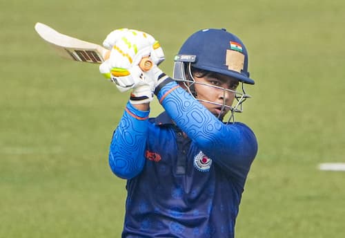 574 ரன் குவித்து பீஹார் சாதனை * விஜய் ஹசாரே டிராபி தொடரில்...