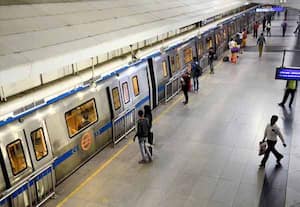 24 ஆண்டாக  தொடர்ந்து பயணிக்கும்  டில்லிமெட்ரோவின் முதல் ரயில்