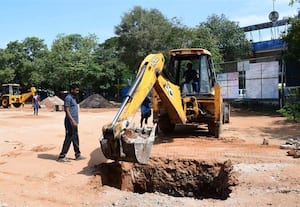  வாலிபால் அரங்கம் வேலை துவக்கம்