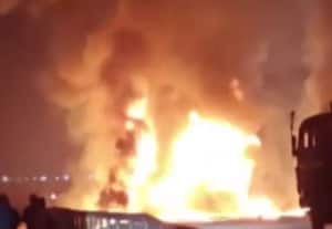 கர்நாடகாவில் அதிகாலை பயணத்தால் சோகம்: பஸ்சில் தீப்பற்றியதில் 10 பேர் பலி