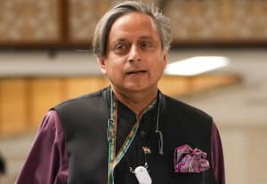 வருத்தம் மட்டும் போதாது; நடவடிக்கை தேவை: வங்கதேச அரசுக்கு சசி தரூர் அறிவுறுத்தல்